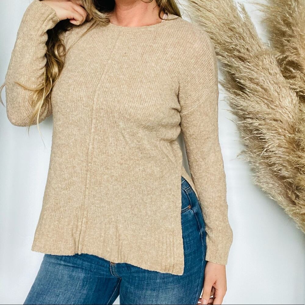 ANN TAYLOR LOFT Cream Tan Beige Scoop Neck Side Slit Pullover Knit Sweater S - Picture 2 of 7